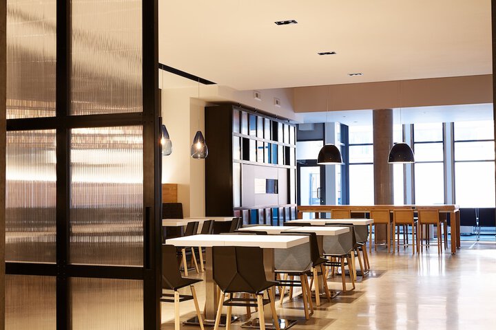 Hotel Le Dauphin Montreal Centre Ville