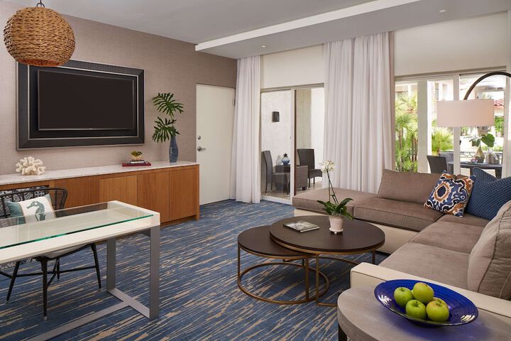 Room 22 of 74