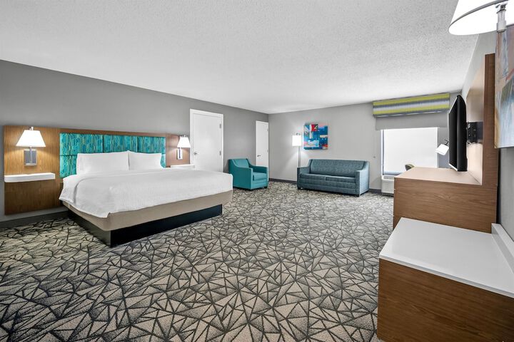Hampton Inn Bloomington West