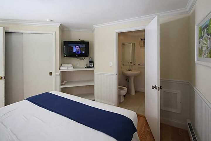 Room 45 of 51