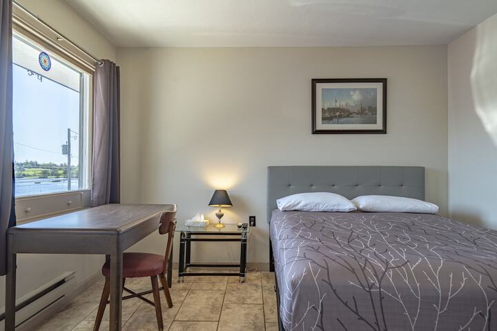 Room 72 of 83