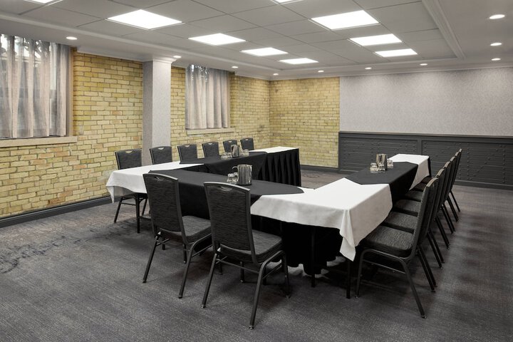 Delta Hotels by Marriott London Armouries