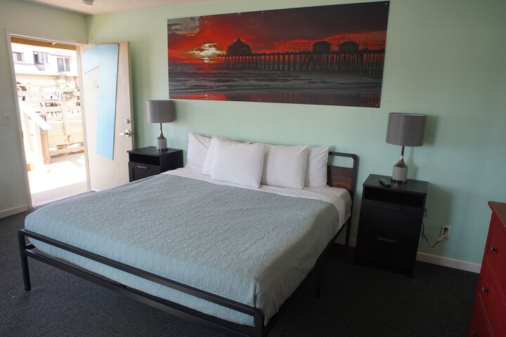 Room 50 of 60