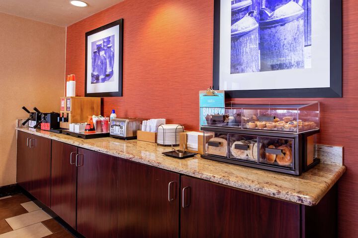 Breakfast/Coffee Service 53 of 60