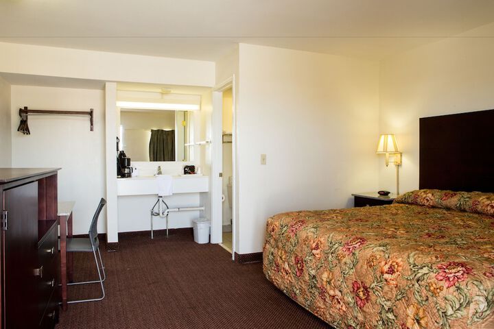 Room 43 of 53