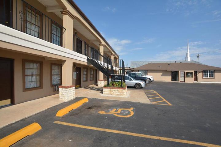 Newcastle Motel