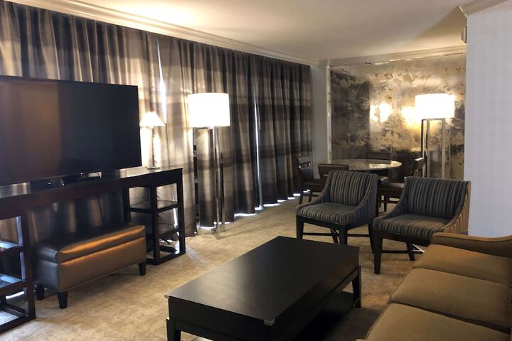 Room 17 of 62