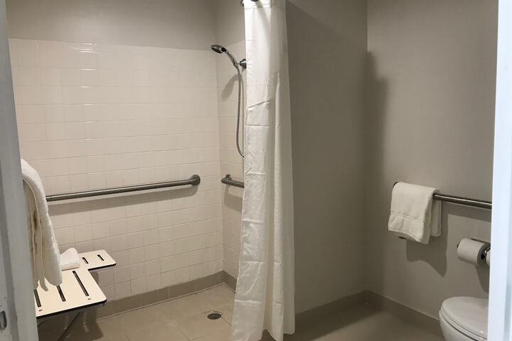 Room 45 of 68