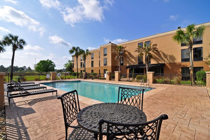 Pool 3 of 27