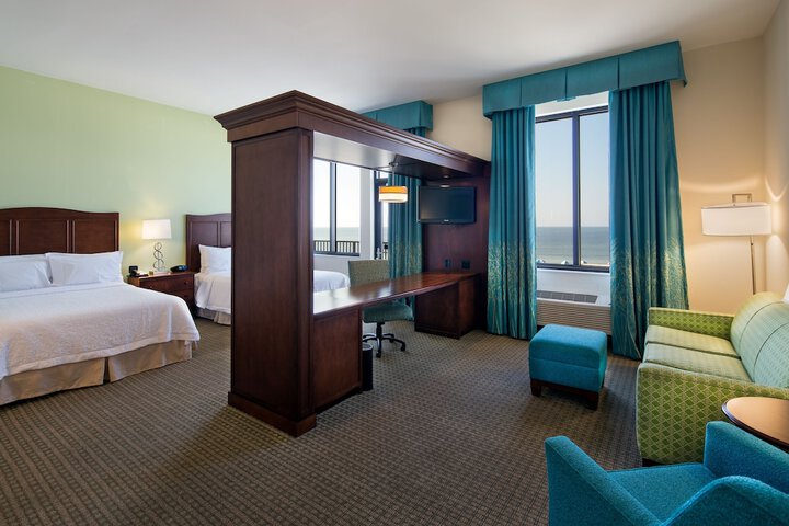 Room 95 of 146