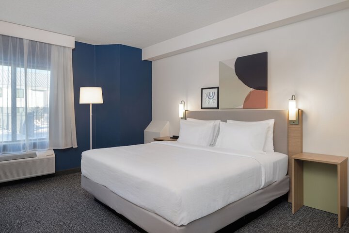 Room 17 of 31
