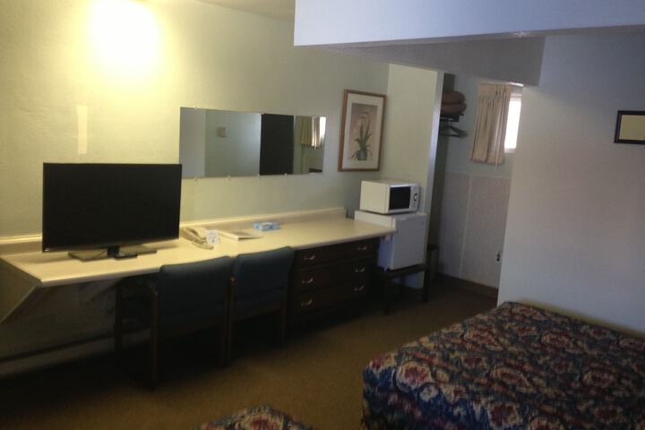 Room 14 of 34