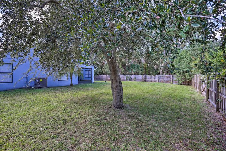 Charming Palm Bay Retreat w / Spacious Yard!