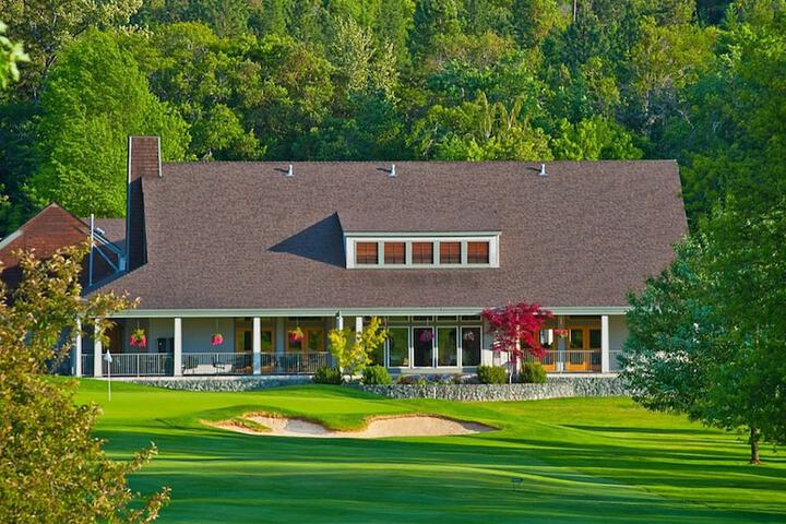 Riverside Inn
