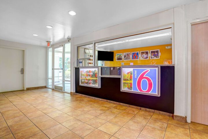 Motel 6 Raleigh NC - North