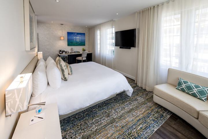 Room 105 of 136