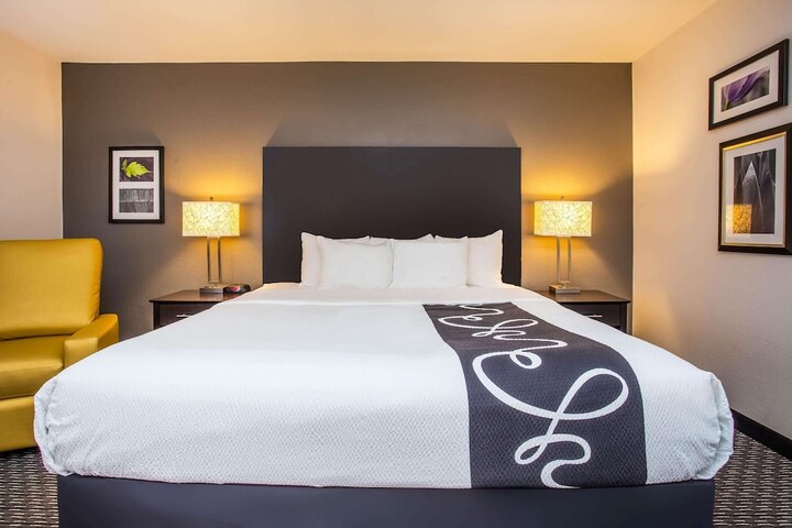 Room 21 of 44