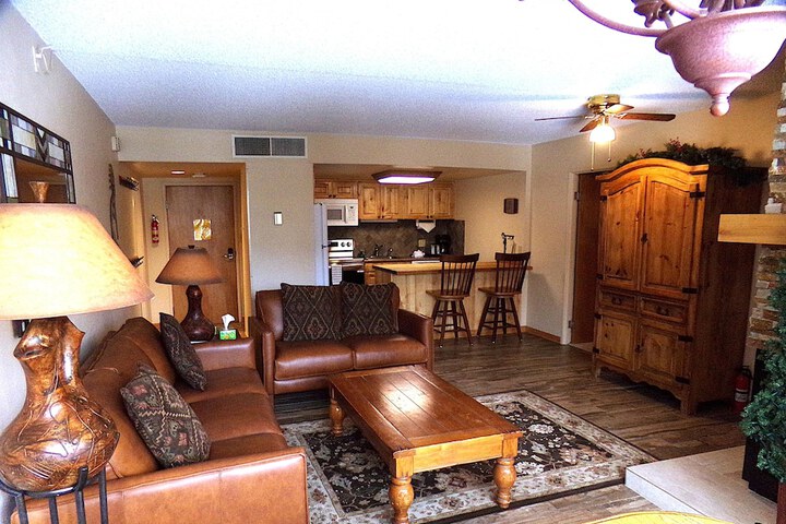 Summit House 2 bed 2 bath B