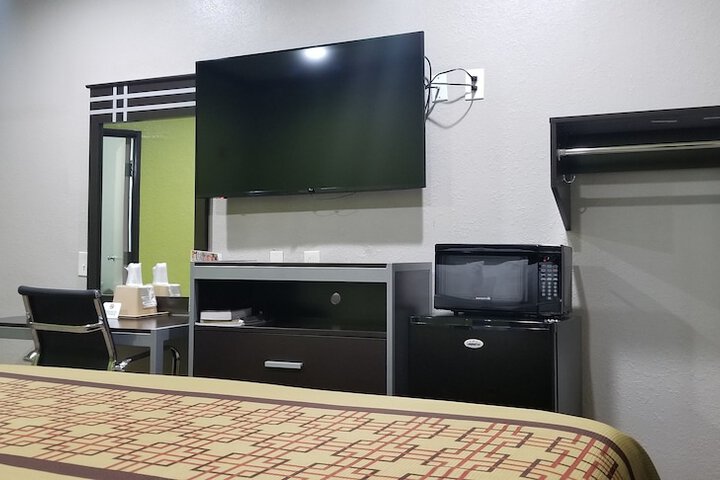 Room 36 of 47