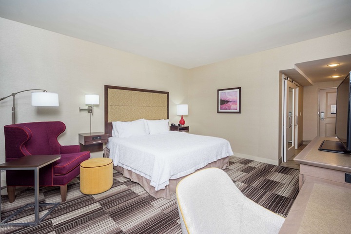 Room 13 of 46