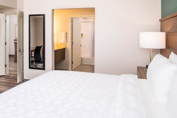 Staybridge Suites Pecos by IHG
