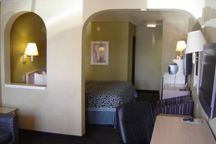 Room 34 of 61