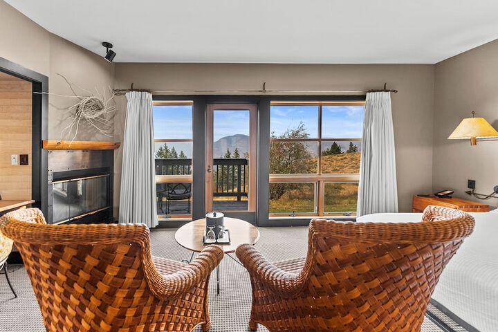 Sun Mountain Lodge