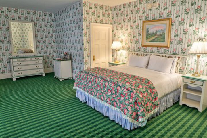 Room 110 of 200