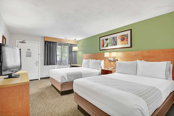Room 13 of 25