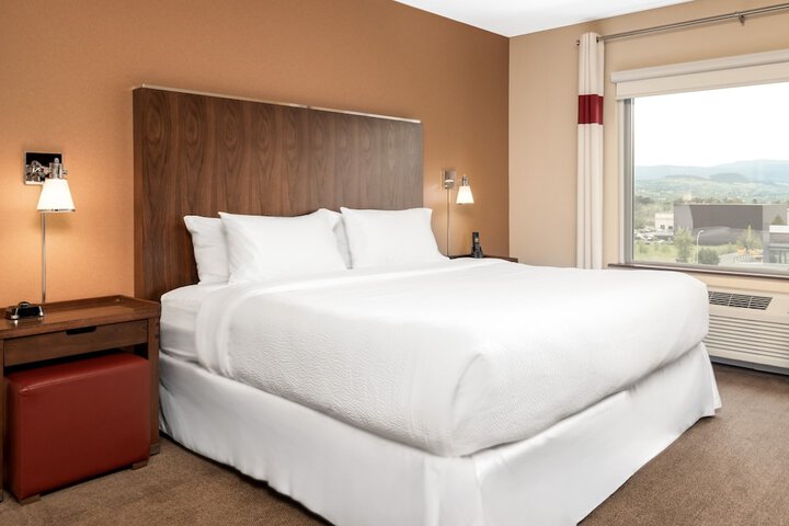 Four Points by Sheraton Kelowna Airport