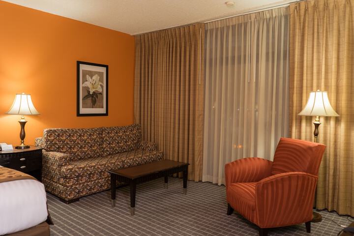 Oakland Airport Executive Hotel