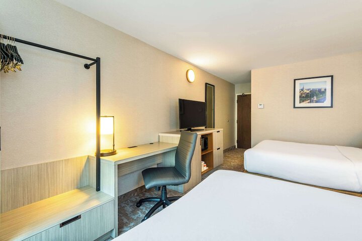 Room 22 of 70