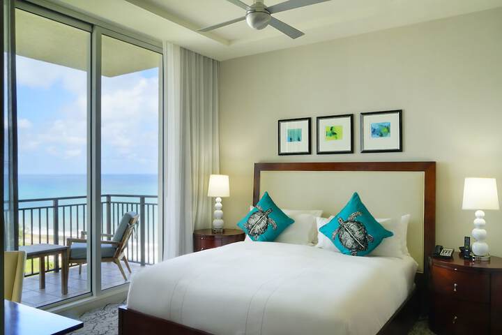 Room 215 of 412