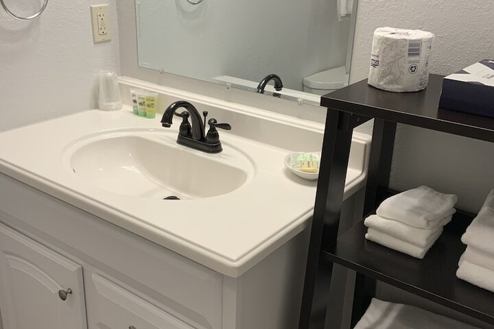 Room 61 of 259
