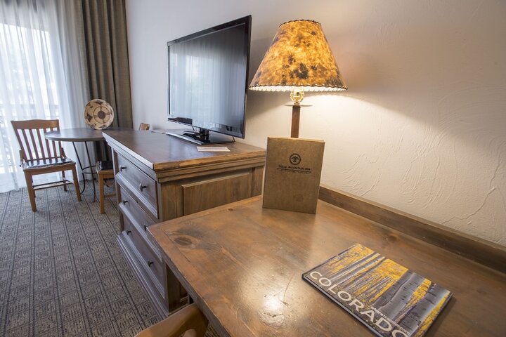 Room 10 of 52