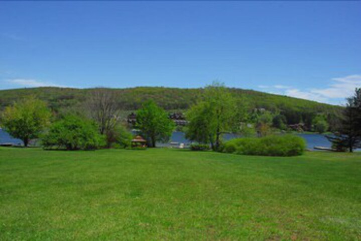 Villages of the Wisp Liftside 3 Bedroom Townhome #27