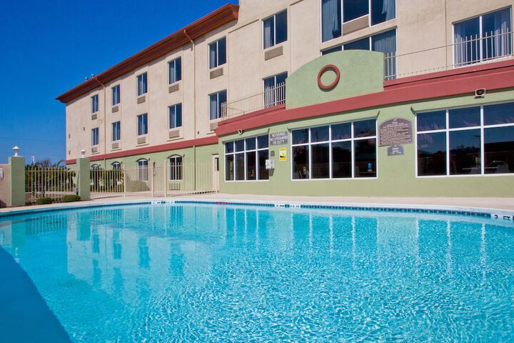 Pool 13 of 80