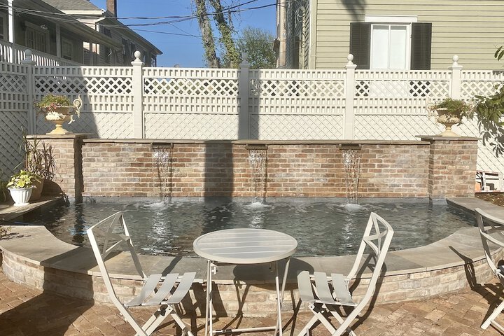 Coppersmith Inn B & B