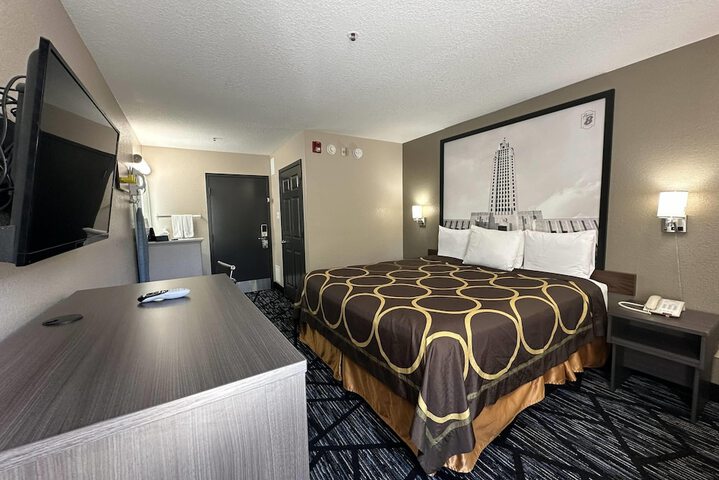 Super 8 by Wyndham Kinder / Coushatta near Casino