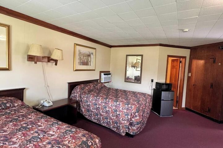 Room 41 of 46