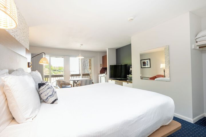 Aspinquid Resort