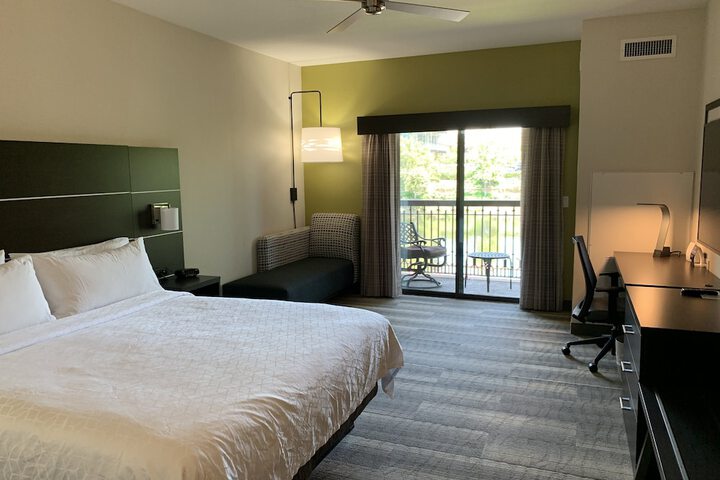 Room 62 of 78