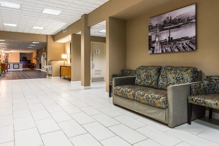 Hotel Interior 10 of 59