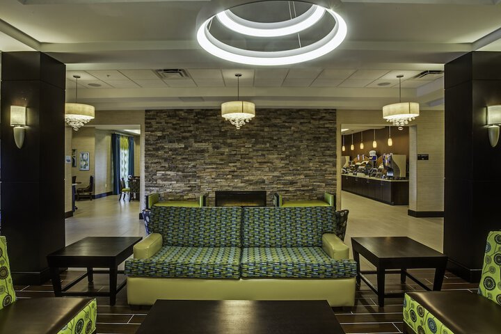 Hotel 4 of 62