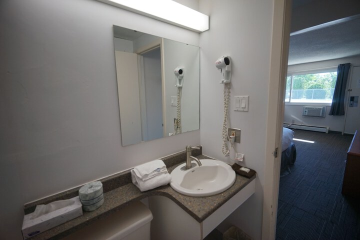 Room 15 of 31