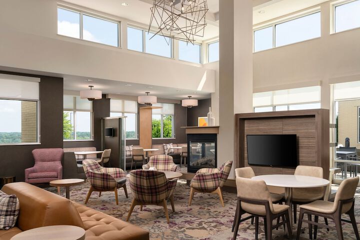 Hotel Interior 14 of 39
