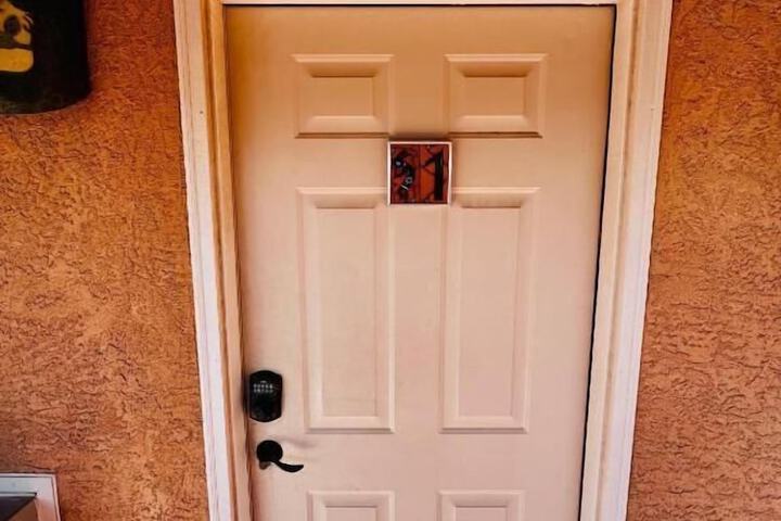 Room 26 of 38