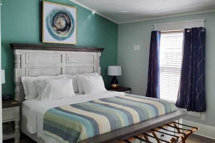Room 30 of 52