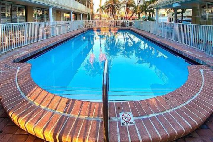 Thunderbird Beach Resort
