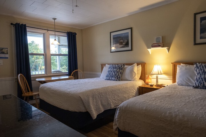 Room 22 of 44